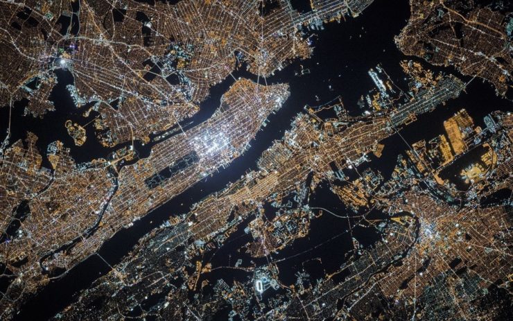 Bebauter Boden: Das leuchtende New York vom Weltraum aus